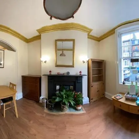 Sumatra Bed & Breakfast Whitby